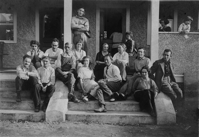 Modern School staff-group portrait (ca.1920-21), courtesy of Special Collections and University Archives, Rutgers University Libraries