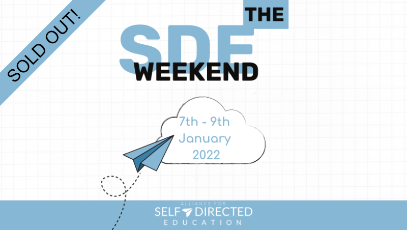 blue orange logo 'SDE Weekend' with paper airplane
